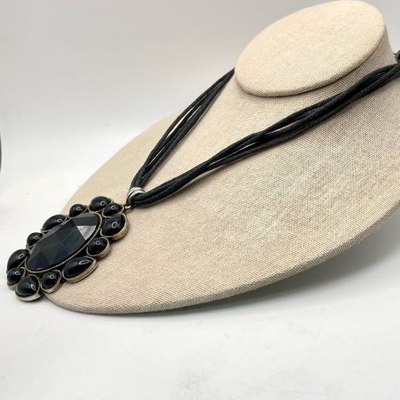 Bold Black Acrylic Pendant on Multi Strand Cords Statement Necklace VGC - Picture 7 of 14